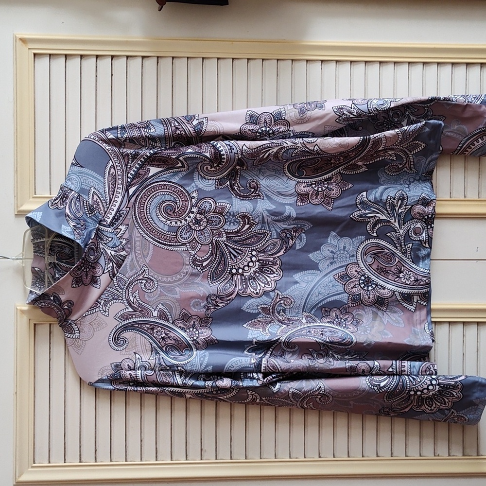 Paisley Fall/Winter shirt.  Super soft with a pretty neckline!  NEW